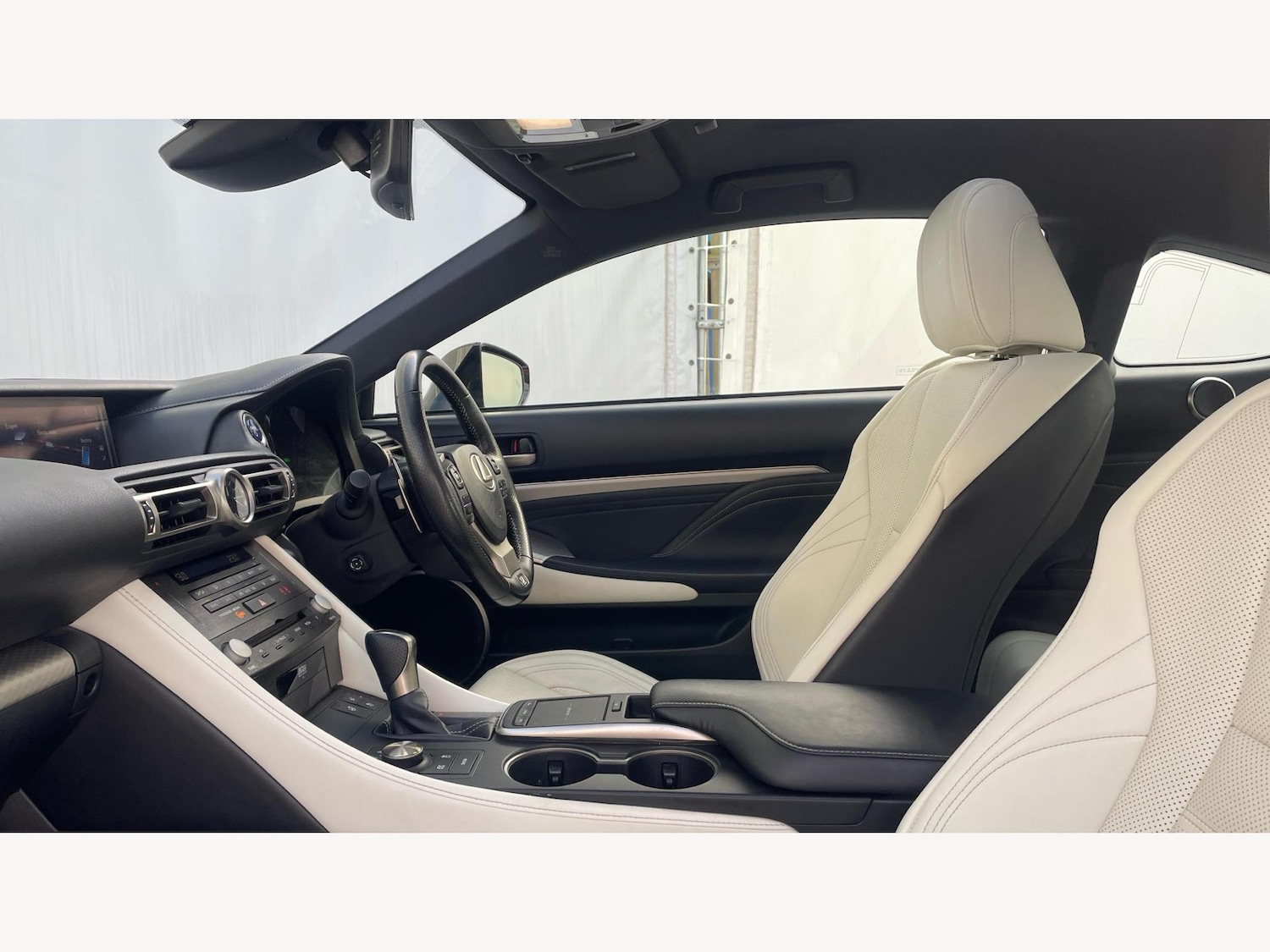 Used Lexus RC 2019 for sale - 76715447: Photo 8