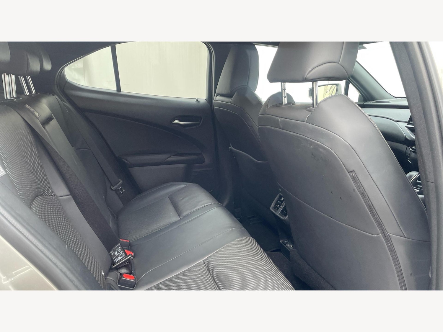 Used Lexus UX 2024 for sale - 77387585: Photo 11