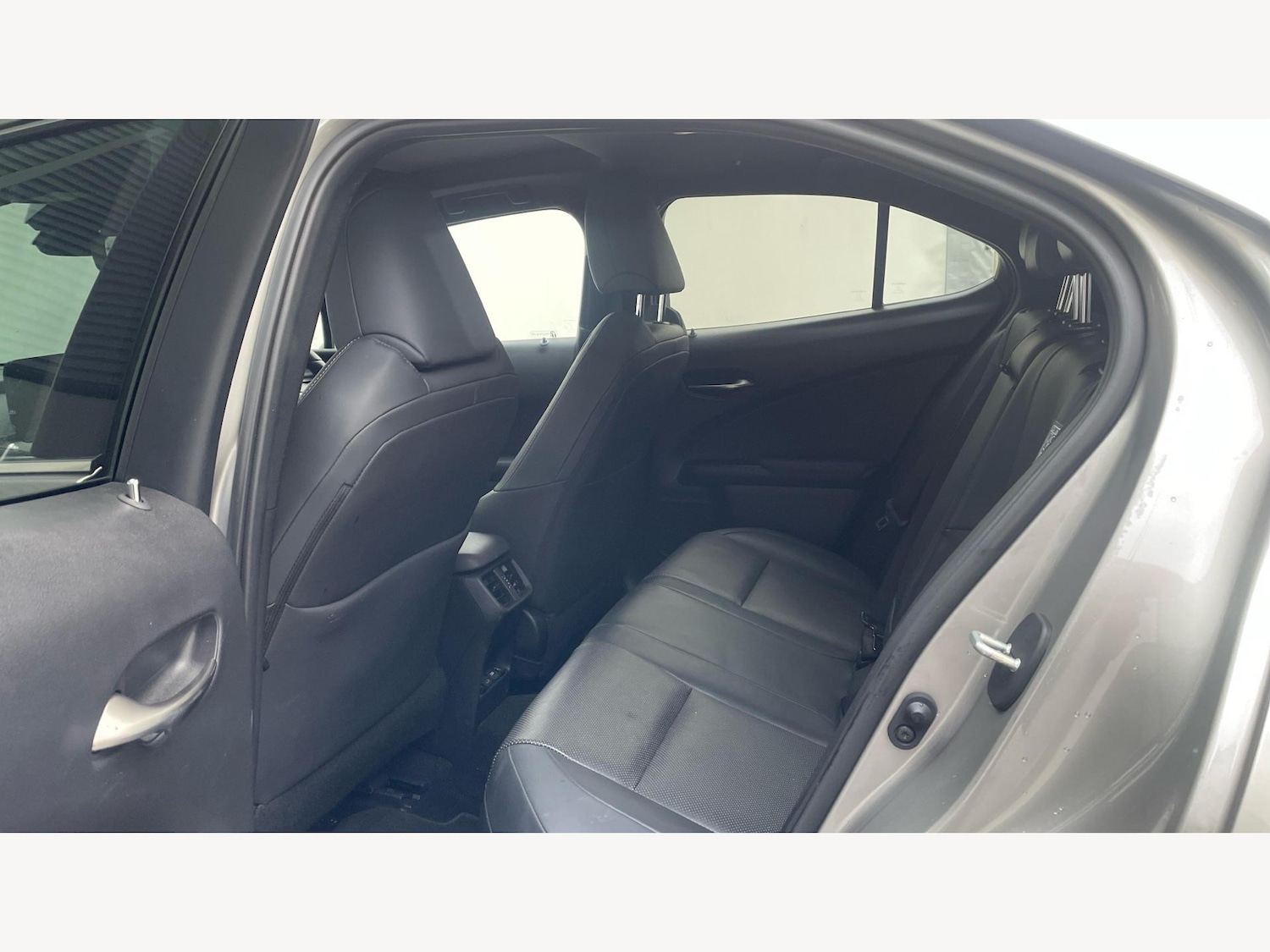 Used Lexus UX 2024 for sale - 77387585: Photo 16