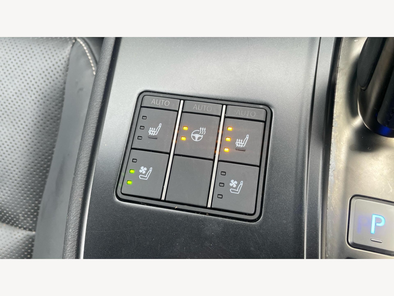 Used Lexus UX 2024 for sale - 77387585: Photo 22