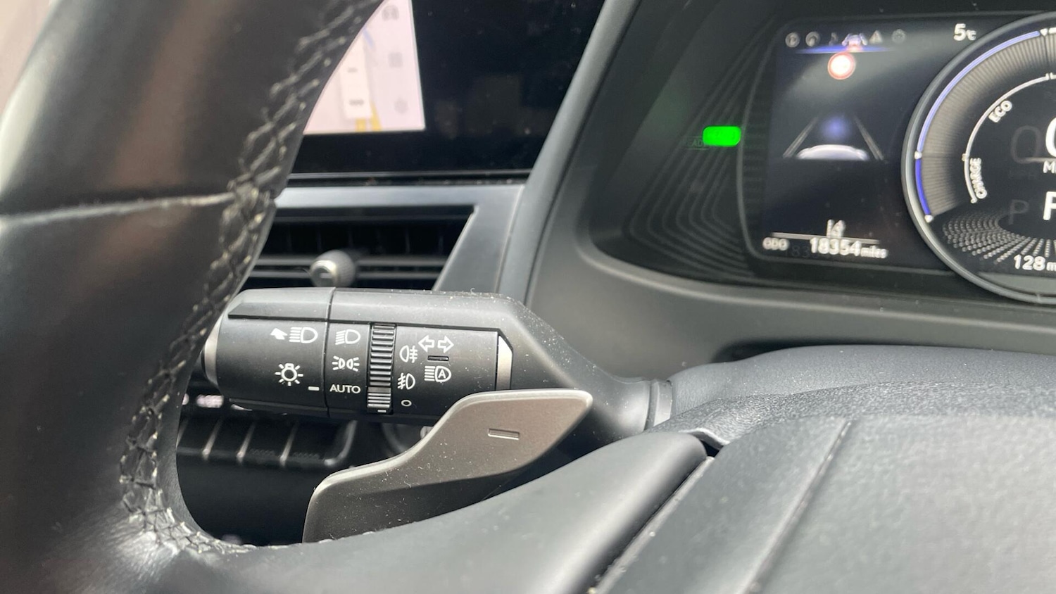 Used Lexus UX 2024 for sale - 77387585: Photo 34