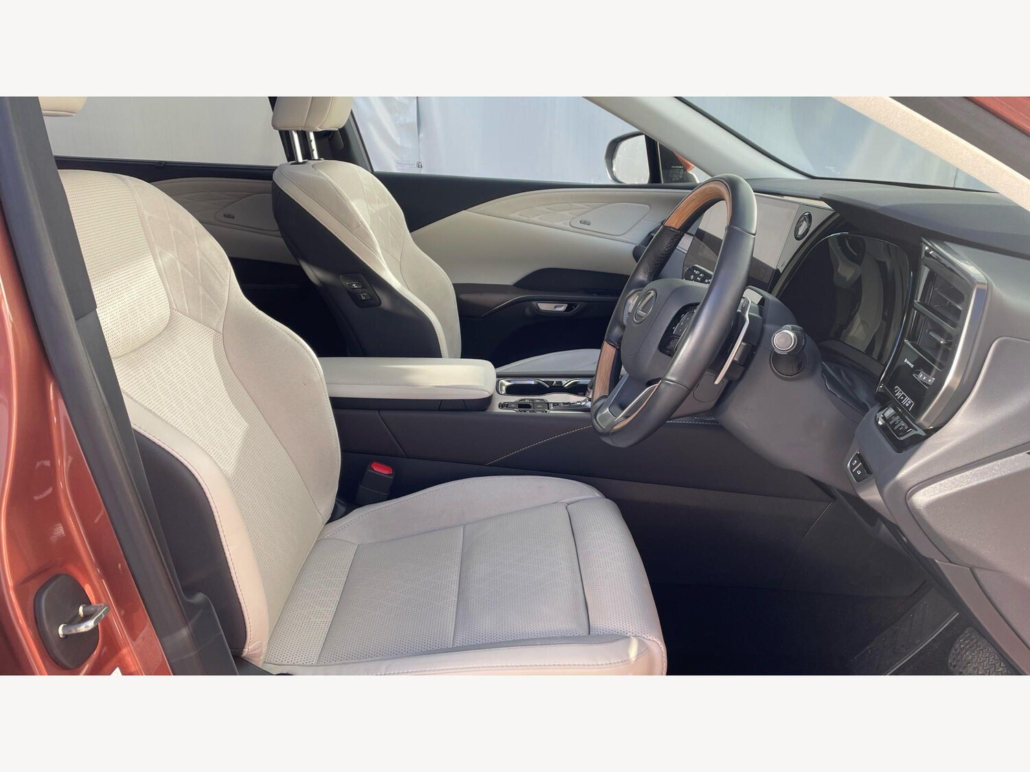 Used Lexus RX 2024 for sale - 77898198: Photo 15