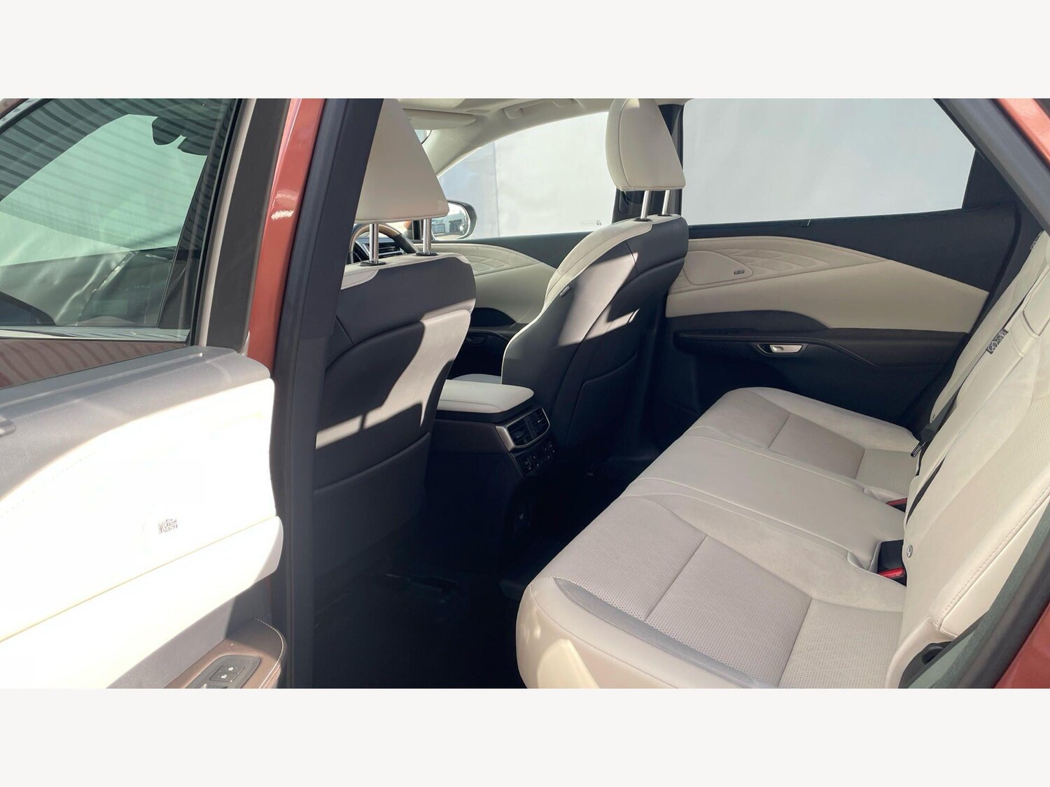 Used Lexus RX 2024 for sale - 77898198: Photo 16