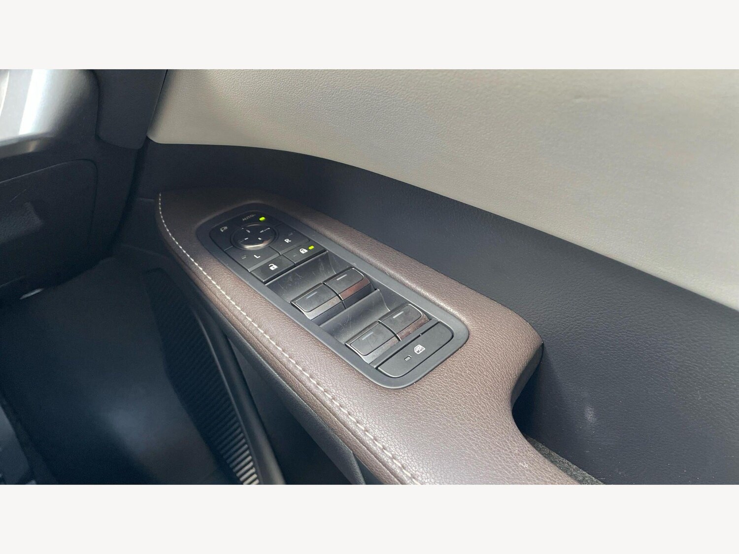 Used Lexus RX 2024 for sale - 77898198: Photo 24