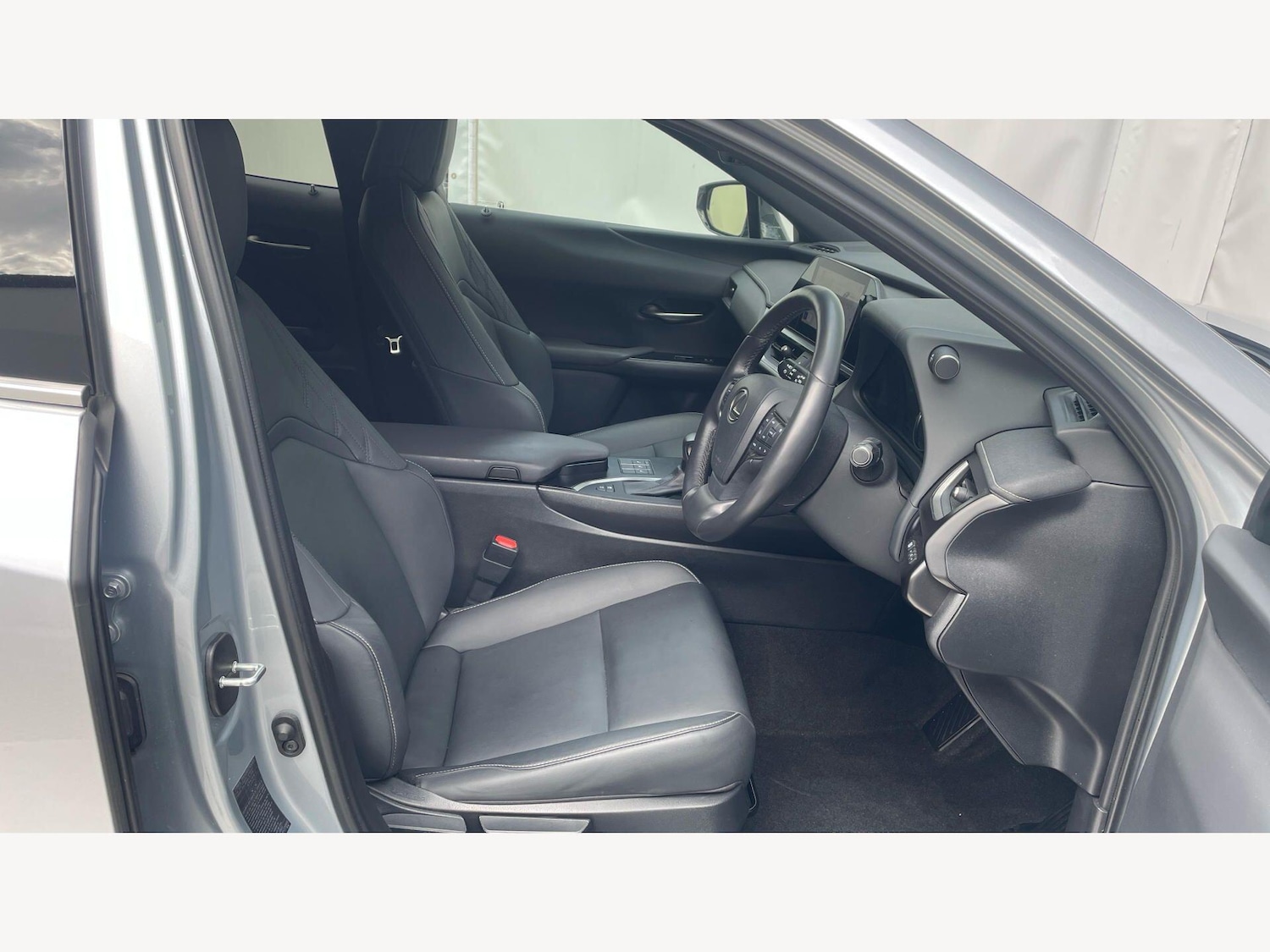 Used Lexus UX 2023 for sale - 78085781: Photo 15