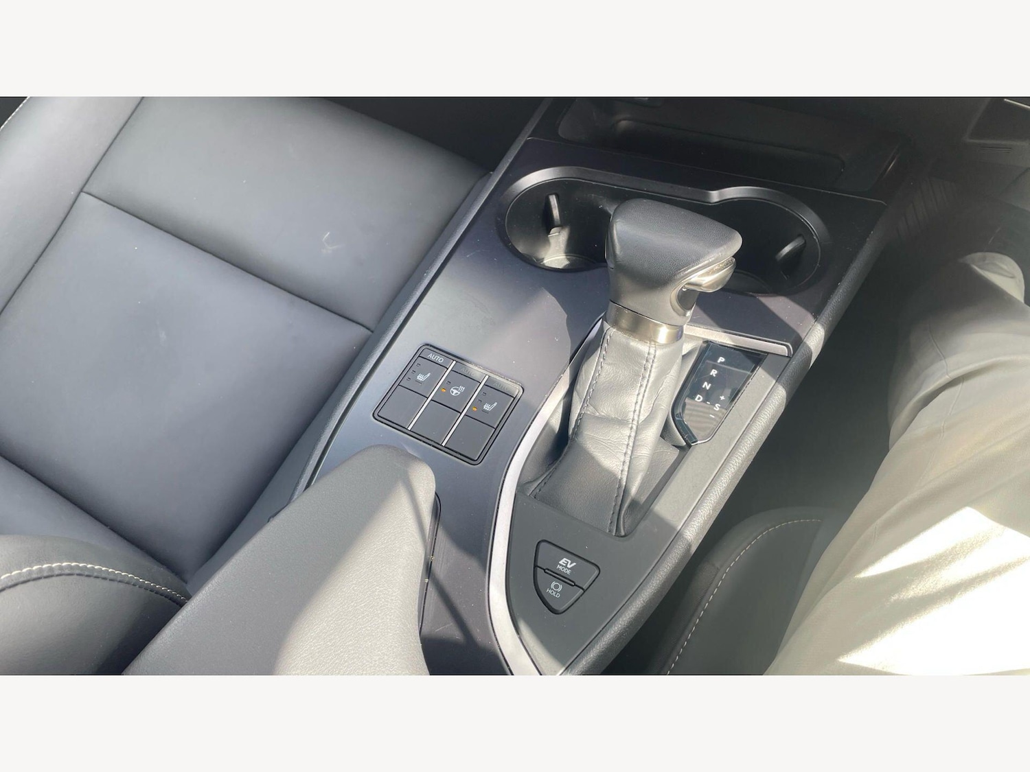 Used Lexus UX 2023 for sale - 78085781: Photo 25