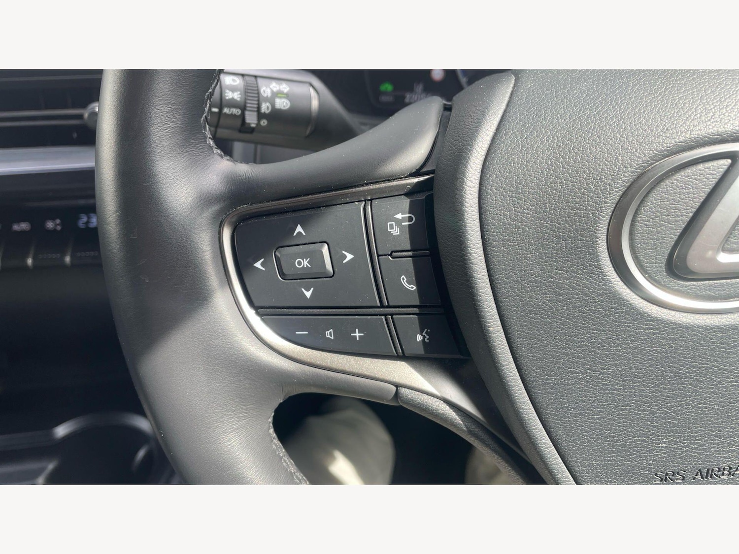 Used Lexus UX 2023 for sale - 78085781: Photo 28