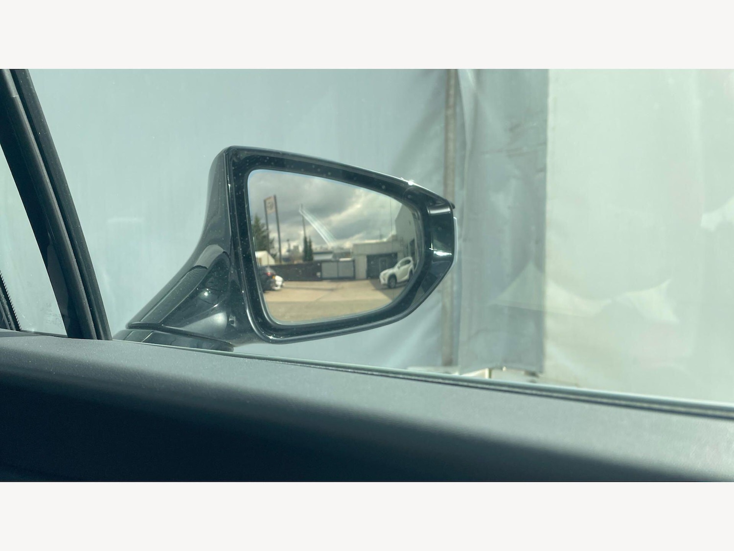 Used Lexus UX 2023 for sale - 78085781: Photo 30