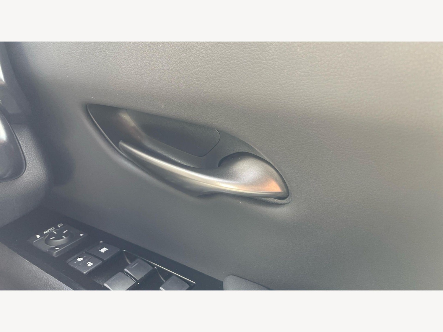 Used Lexus UX 2023 for sale - 78085781: Photo 31