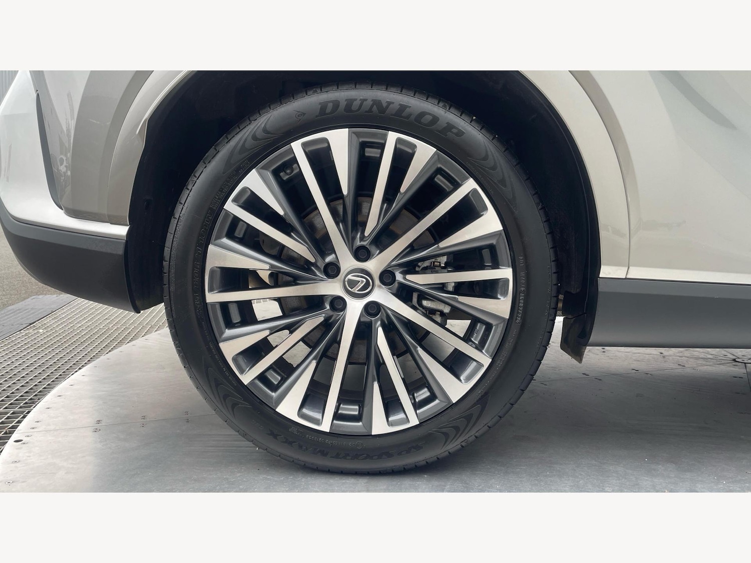 Used Lexus RX 2023 for sale - 76397917: Photo 21