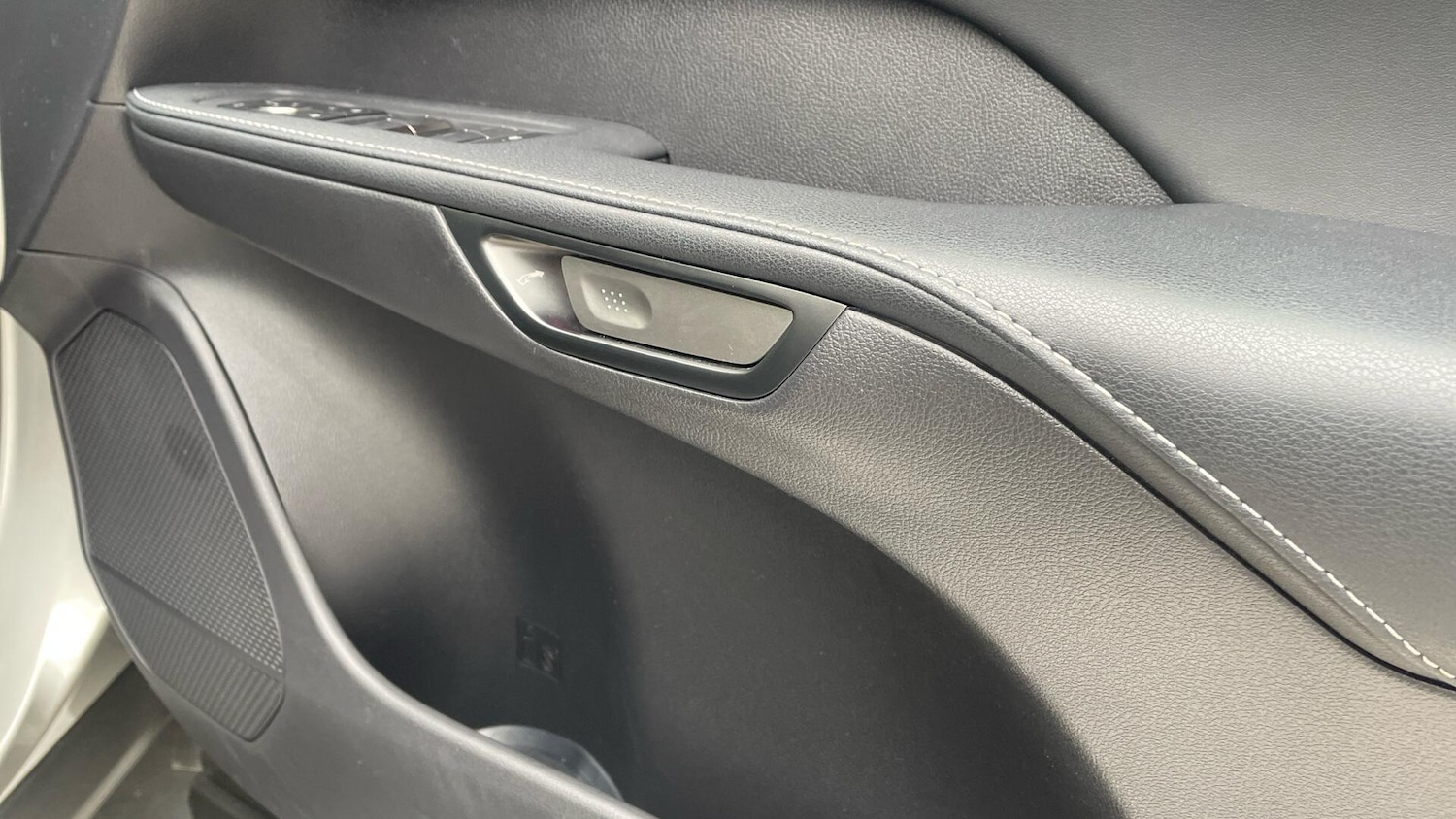 Used Lexus RX 2023 for sale - 76397917: Photo 35