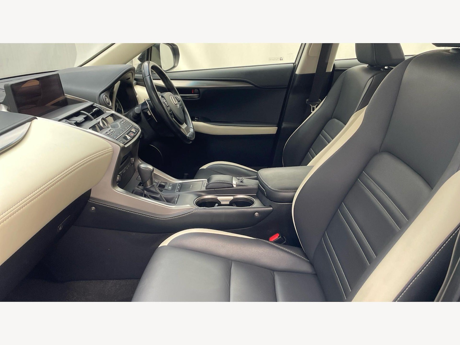 Used Lexus NX 2019 for sale - 78062847: Photo 8