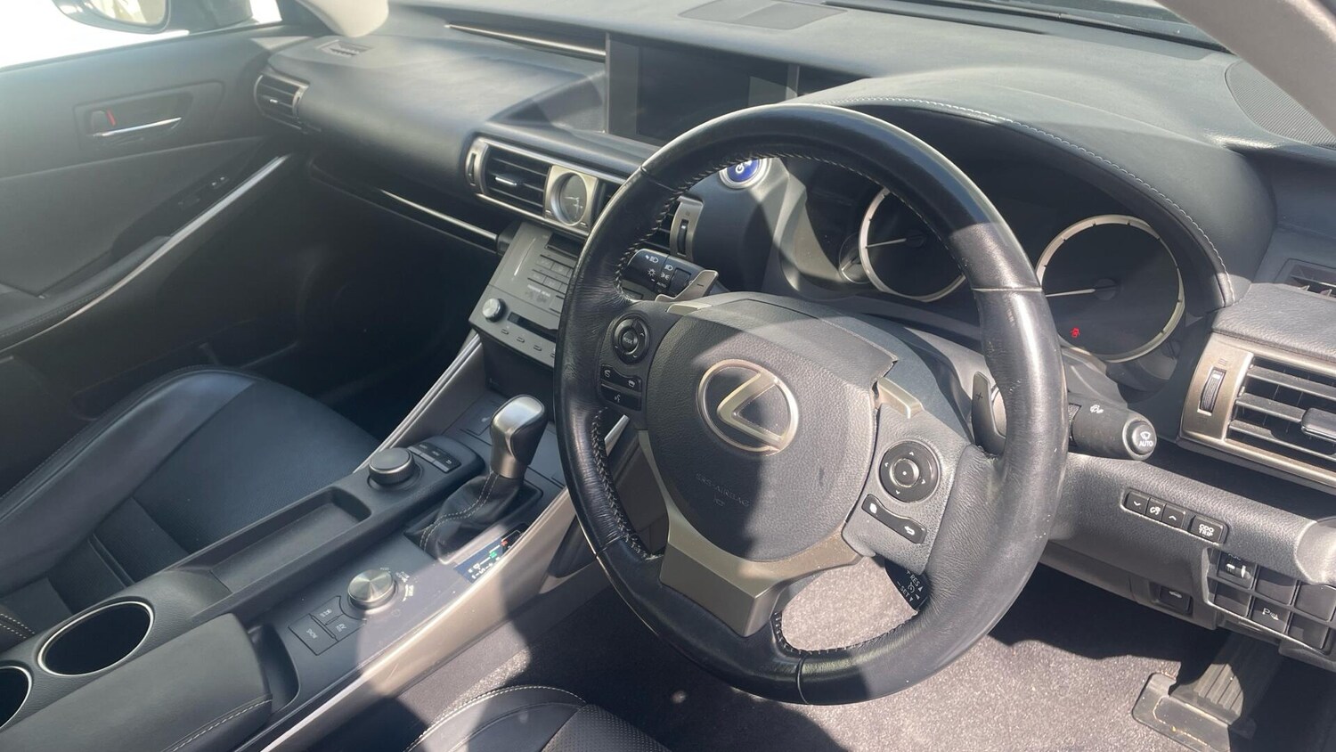 Used Lexus IS 2015 for sale - 78157046: Photo 11