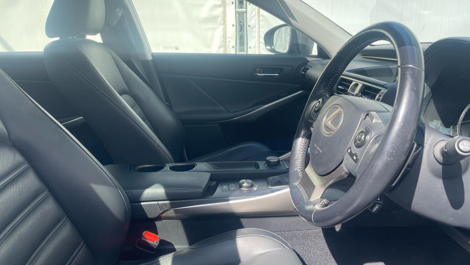 Used Lexus IS 2015 for sale - 78157046: Photo 13