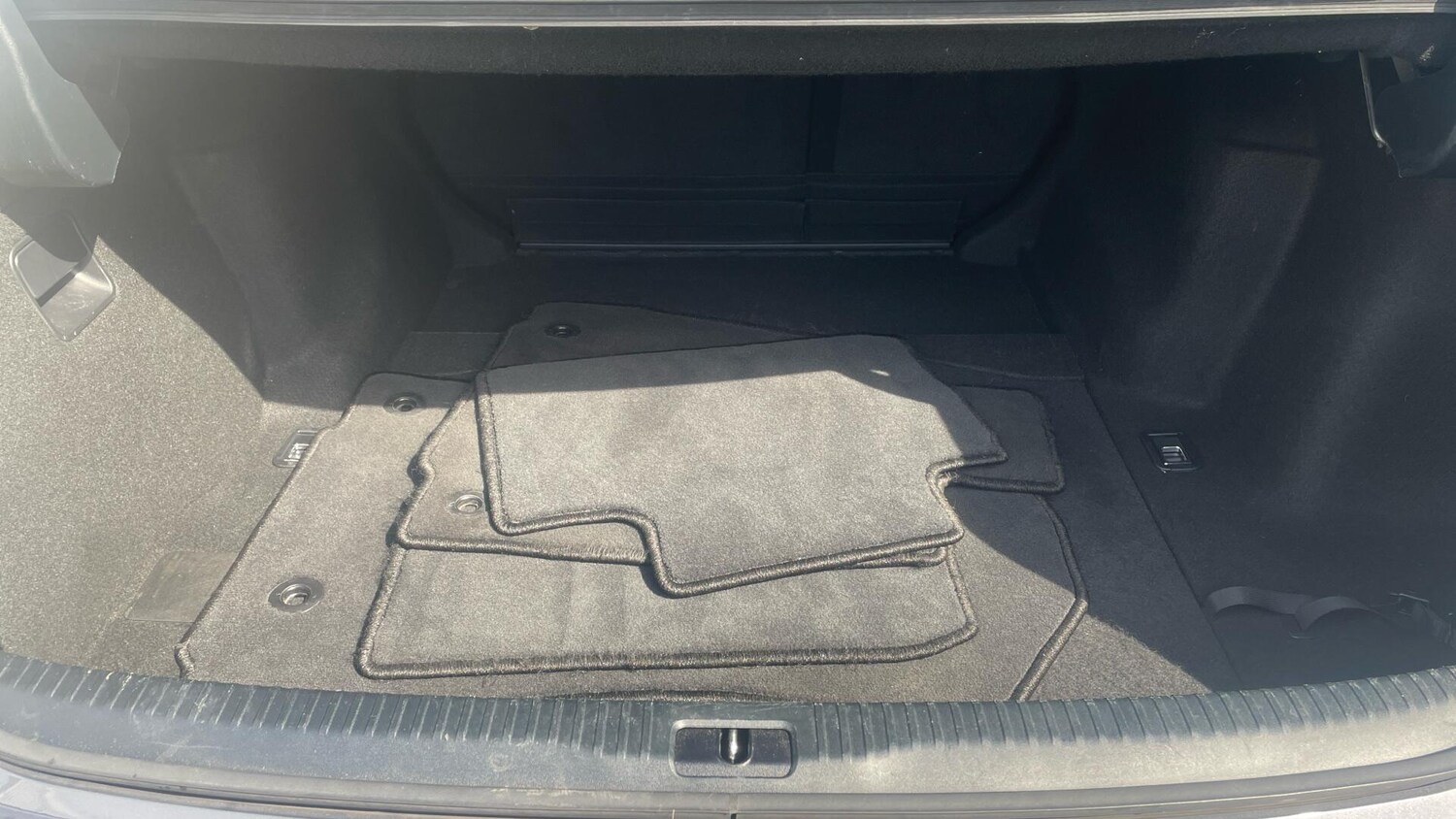 Used Lexus IS 2015 for sale - 78157046: Photo 14