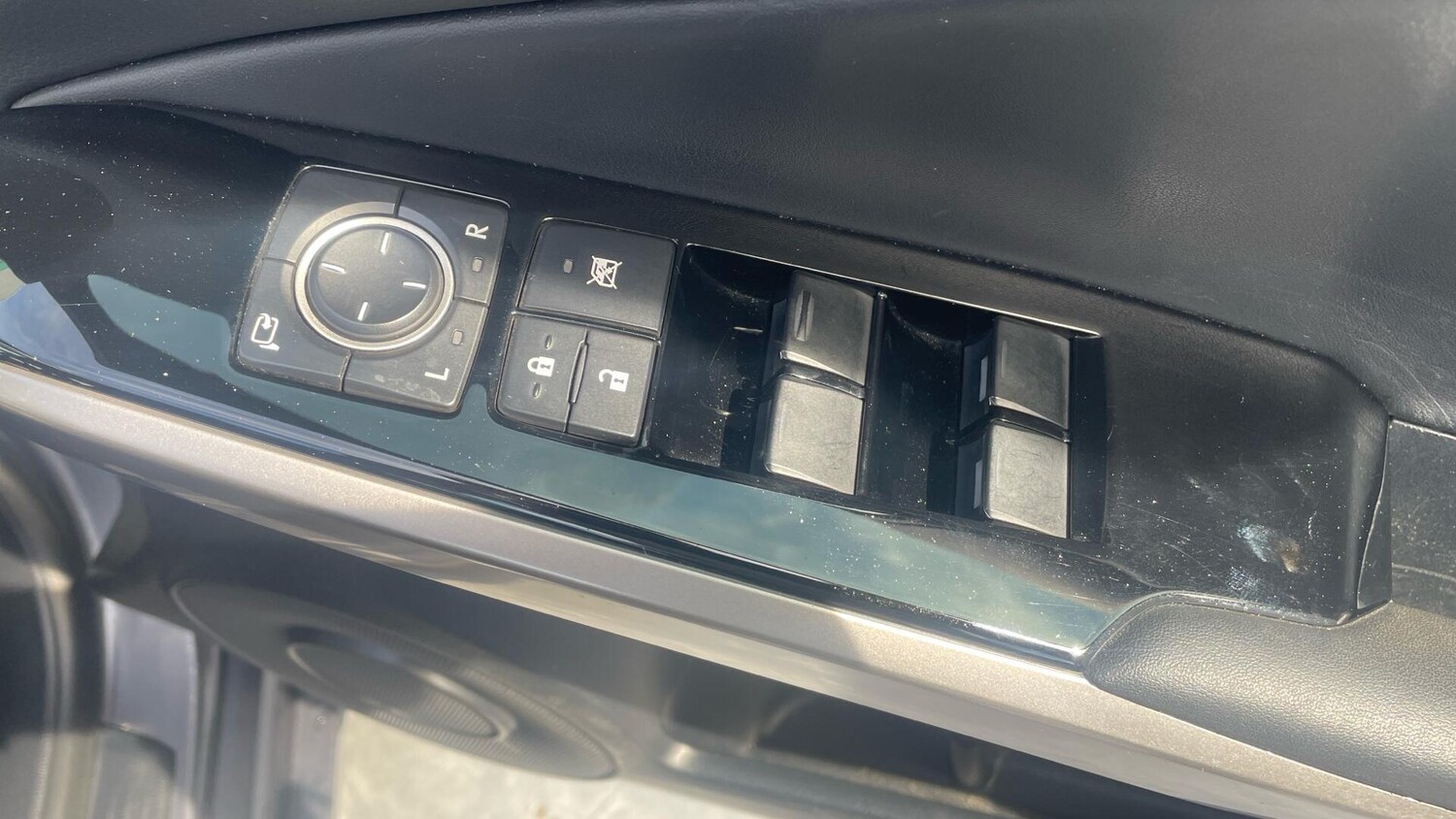 Used Lexus IS 2015 for sale - 78157046: Photo 33