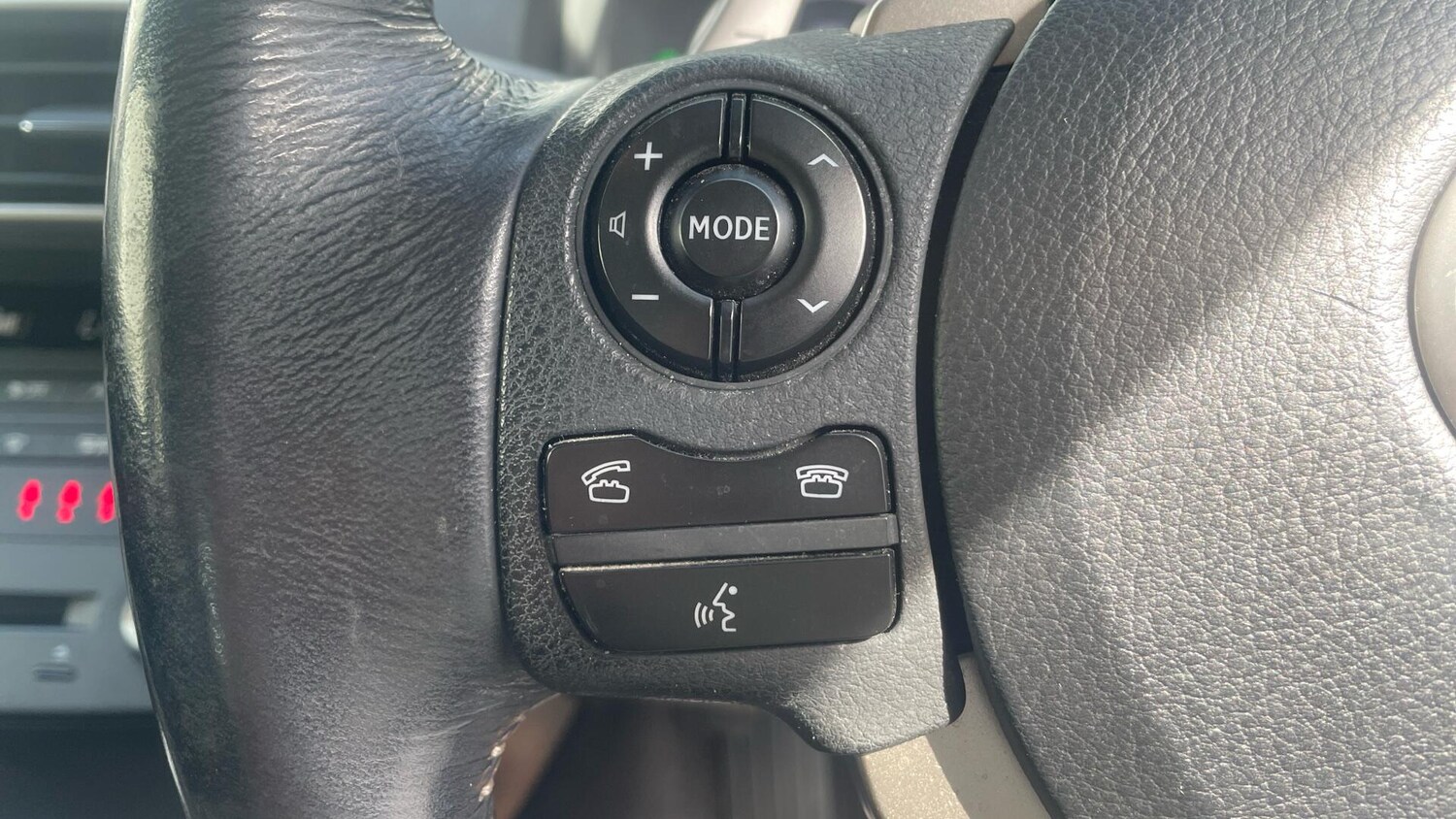 Used Lexus IS 2015 for sale - 78157046: Photo 41