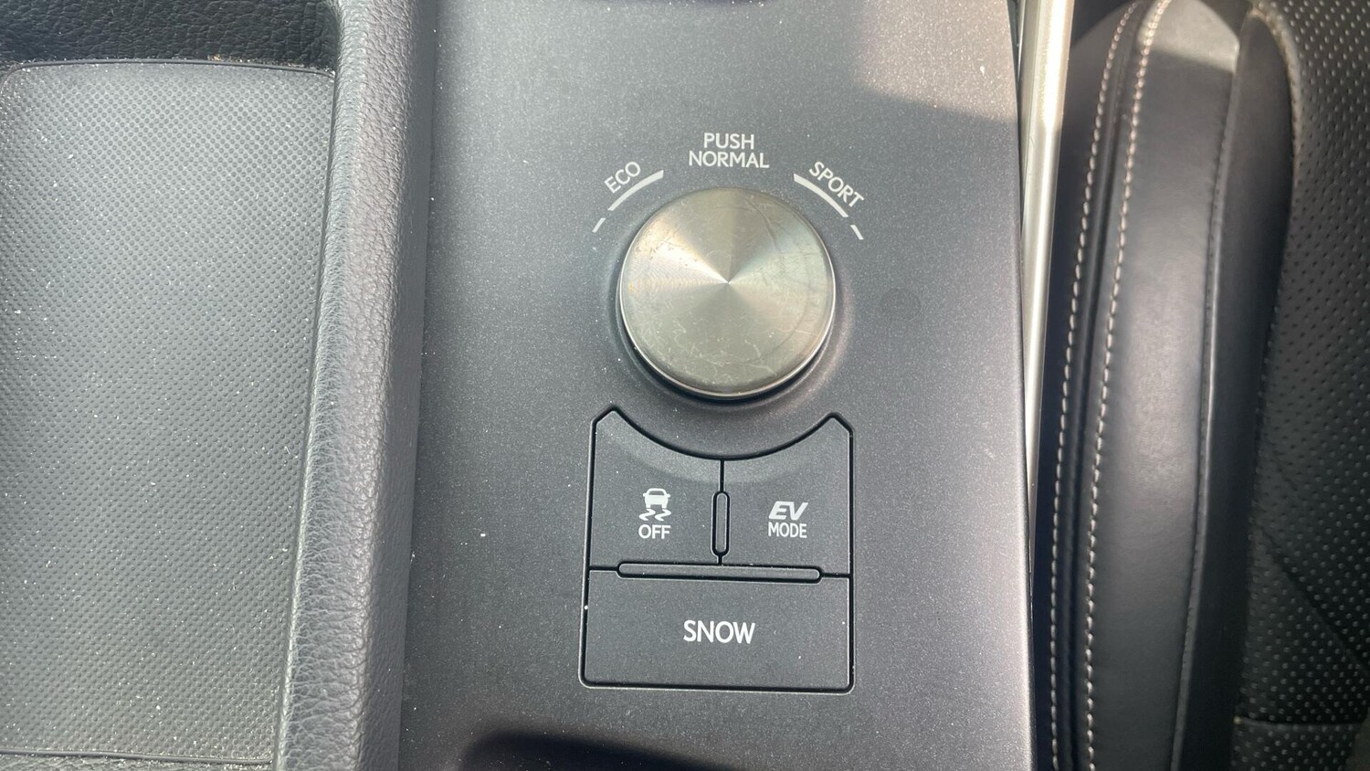 Used Lexus IS 2015 for sale - 78157046: Photo 47