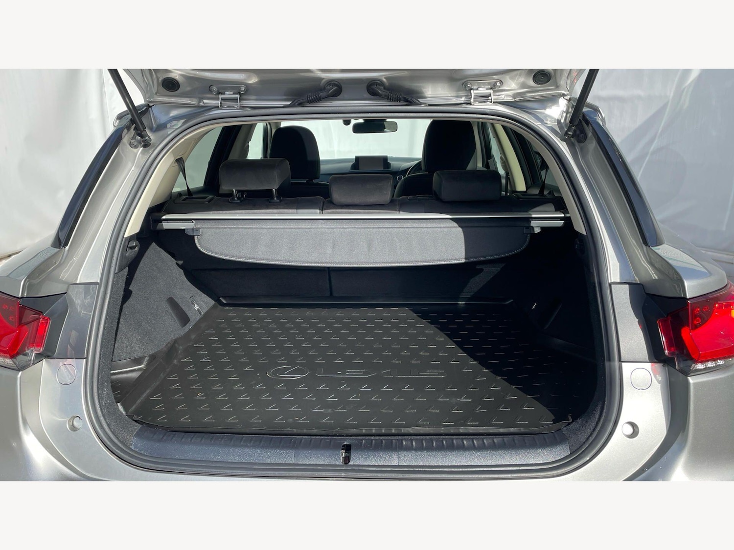 Used Lexus CT 2019 for sale - 78086840: Photo 17