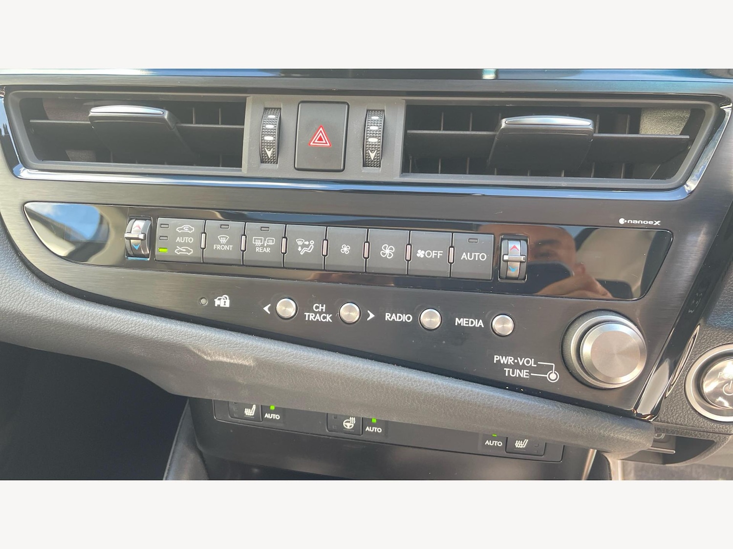 Used Lexus ES 2023 for sale - 76380677: Photo 30