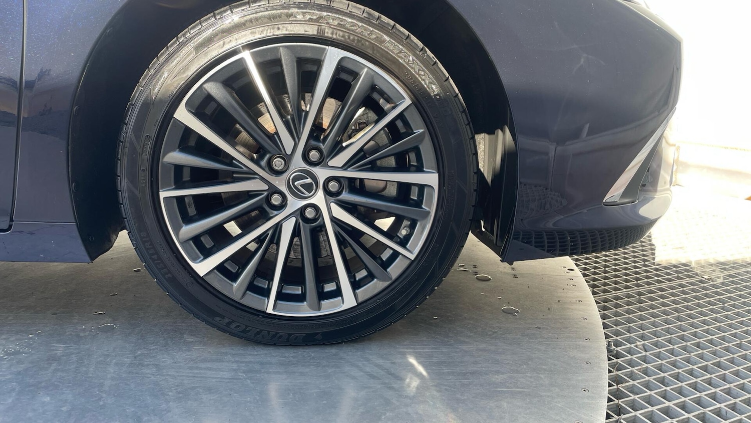 Used Lexus ES 2023 for sale - 76380677: Photo 41