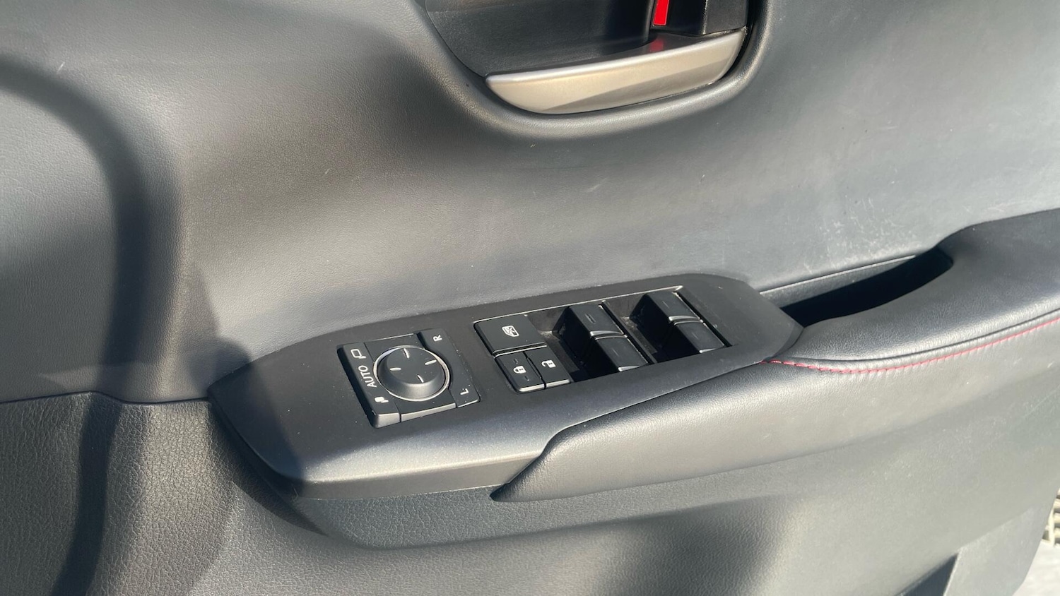 Used Lexus NX 2016 for sale - 78204652: Photo 28