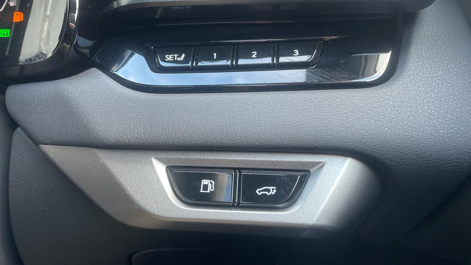 Used Lexus RX 2024 for sale - 77238212: Photo 32