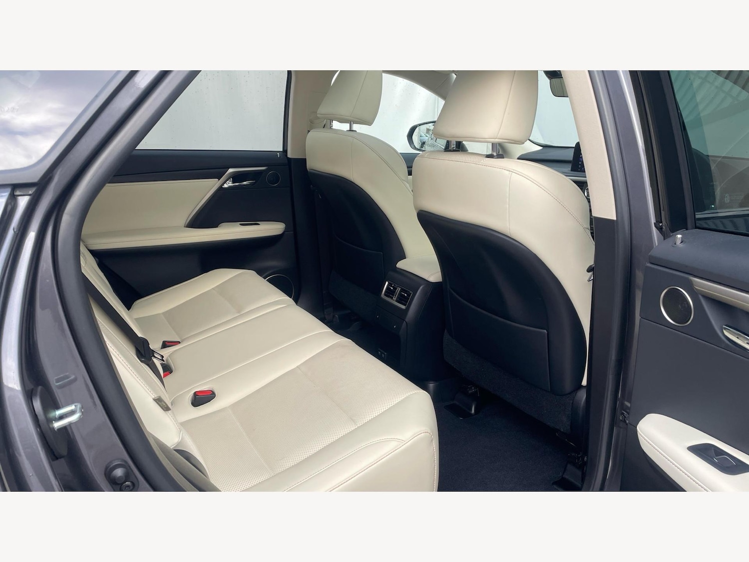 Used Lexus RX 2022 for sale - 77102030: Photo 16