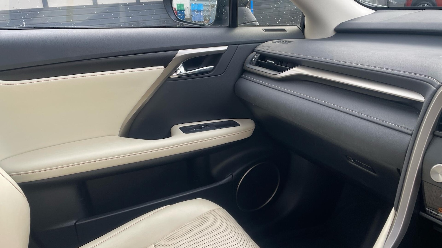 Used Lexus RX 2022 for sale - 77102030: Photo 41