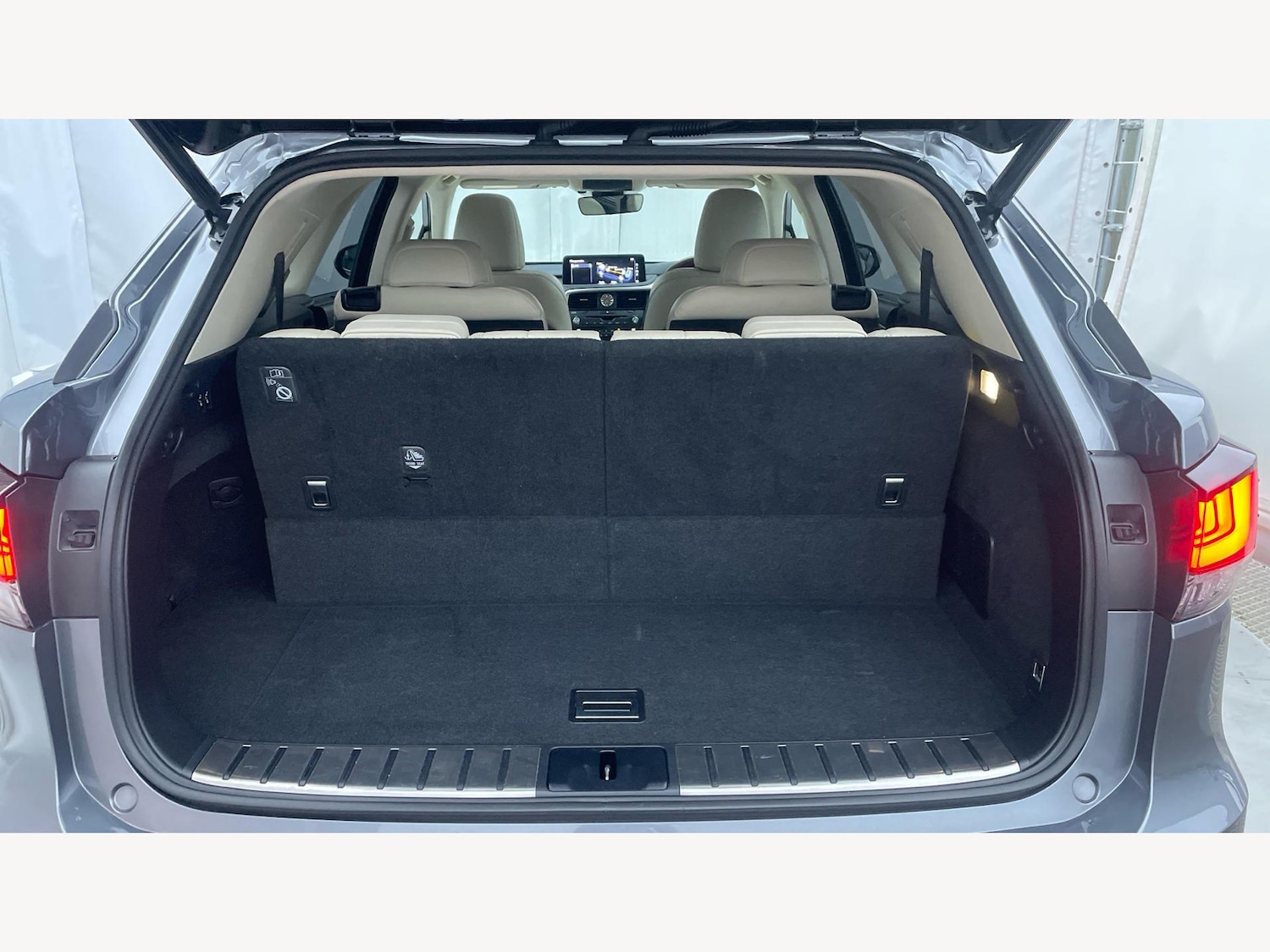 Used Lexus RX L 2021 for sale - 76584871: Photo 30