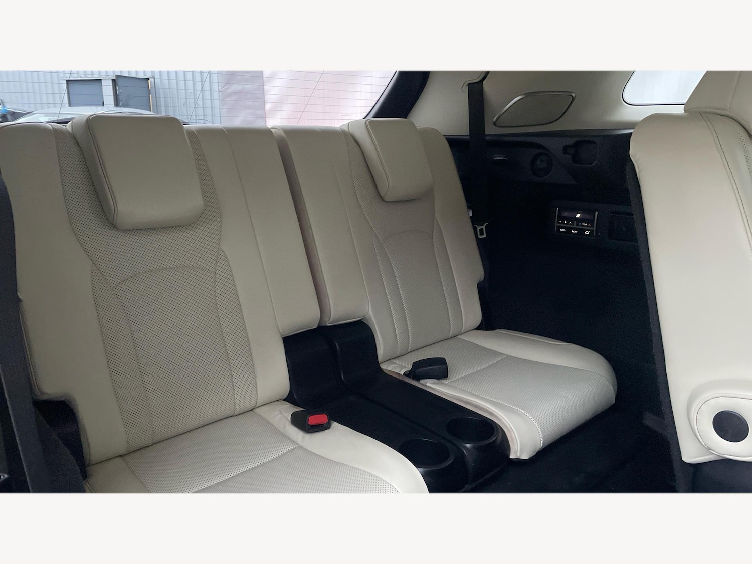 Used Lexus RX L 2021 for sale - 76584871: Photo 31