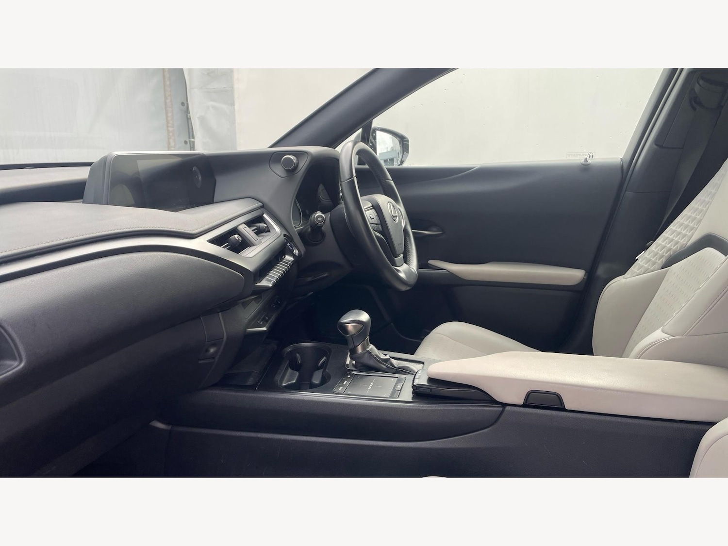 Used Lexus UX 2022 for sale - 77510359: Photo 8