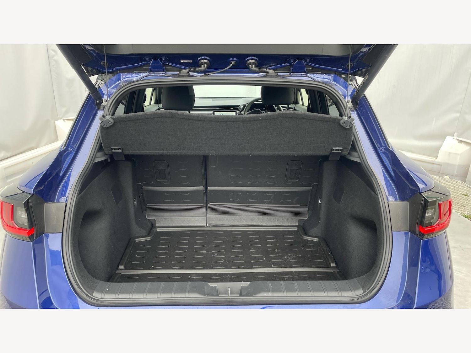 Used Lexus LBX 2025 for sale - 77343910: Photo 17