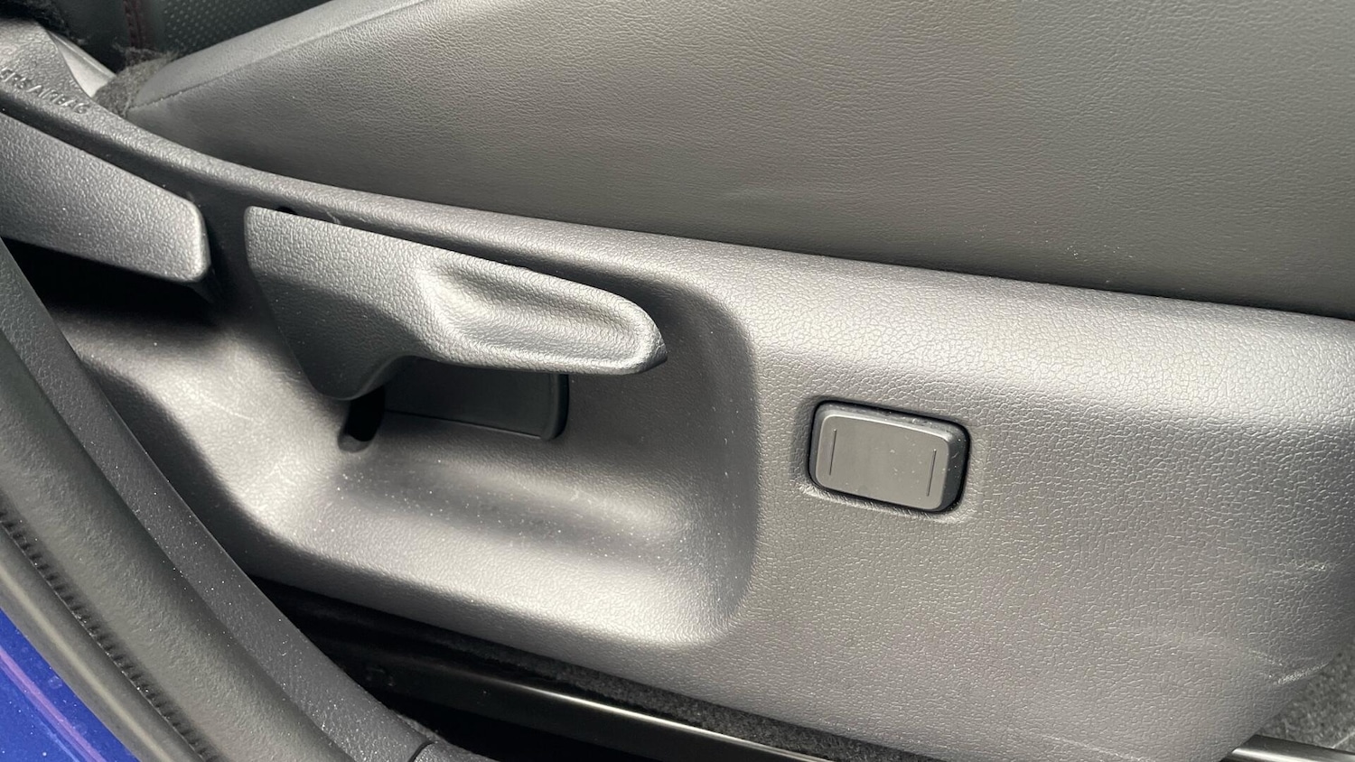 Used Lexus LBX 2025 for sale - 77343910: Photo 42