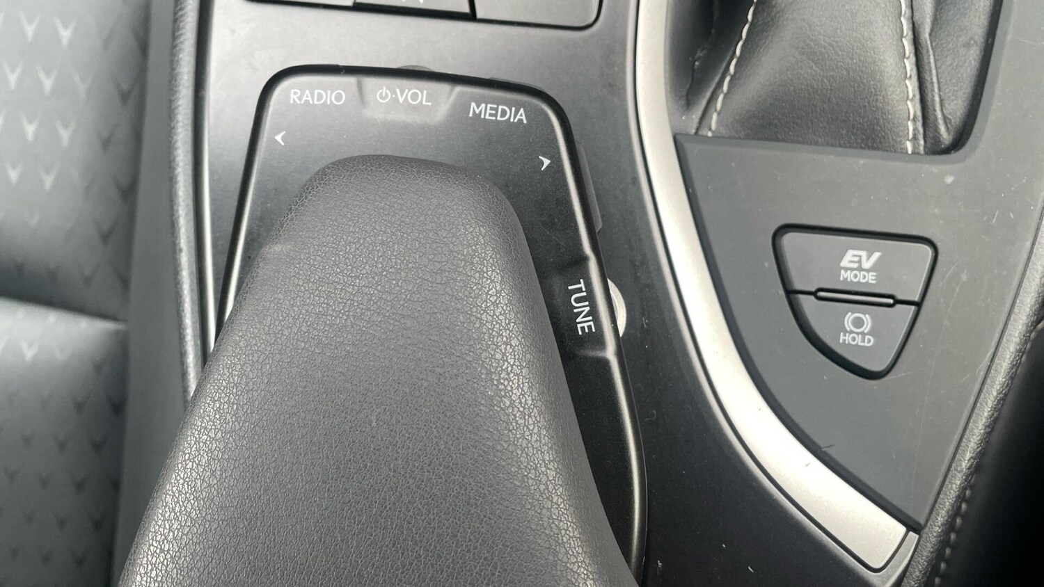 Used Lexus UX 2022 for sale - 77768412: Photo 54