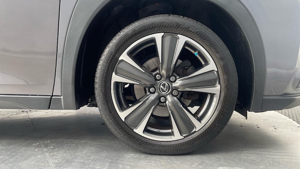 Used Lexus UX 2019 for sale - 76122784: Photo 21