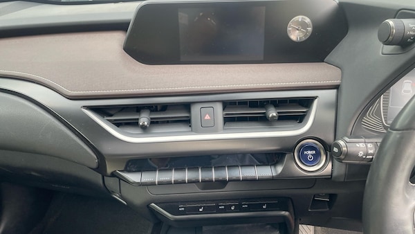 Used Lexus UX 2019 for sale - 76122784: Photo 30