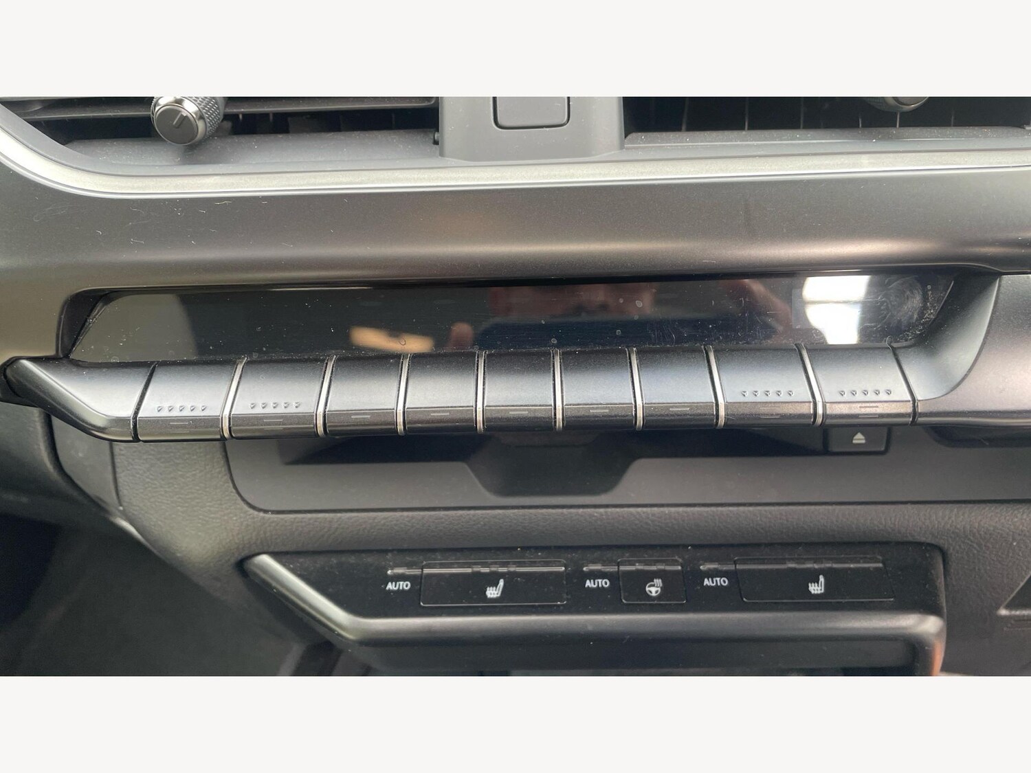 Used Lexus UX 2019 for sale - 76122784: Photo 31