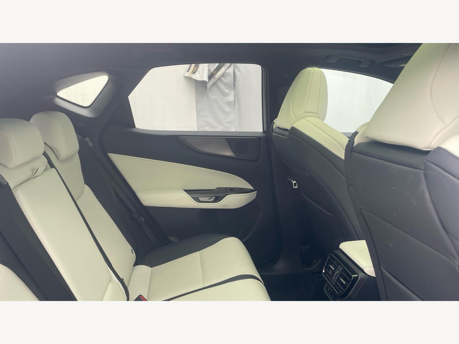 Used Lexus NX 2023 for sale - 76060502: Photo 11