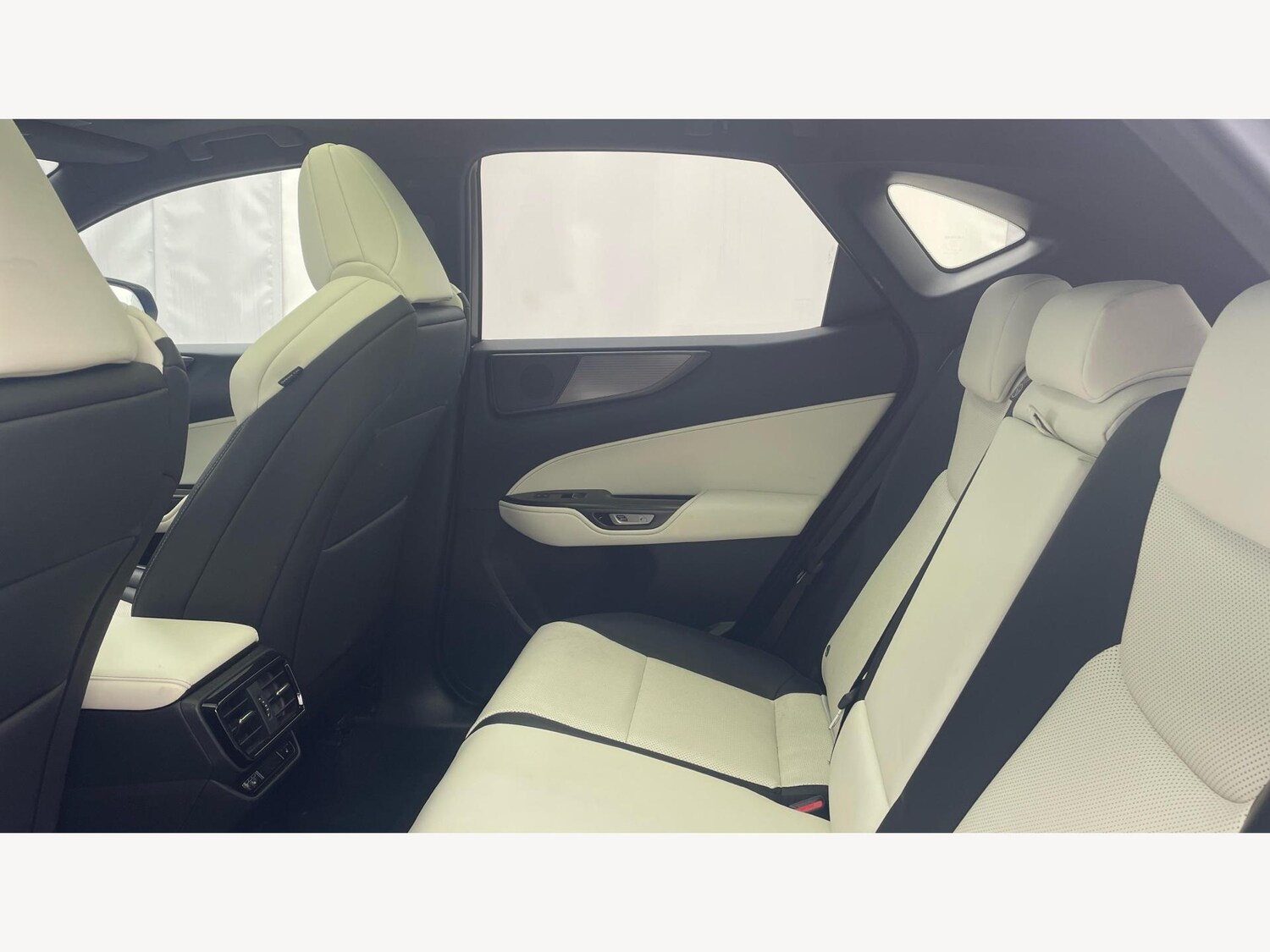 Used Lexus NX 2023 for sale - 76060502: Photo 16