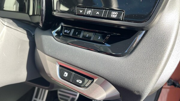 Used Lexus RX 2024 for sale - 76031418: Photo 50