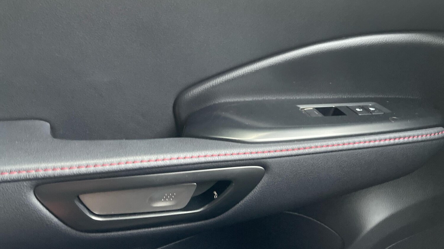 Used Lexus LBX 2024 for sale - 77344357: Photo 37