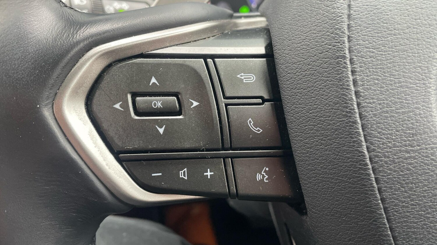 Used Lexus NX 2022 for sale - 77784618: Photo 41