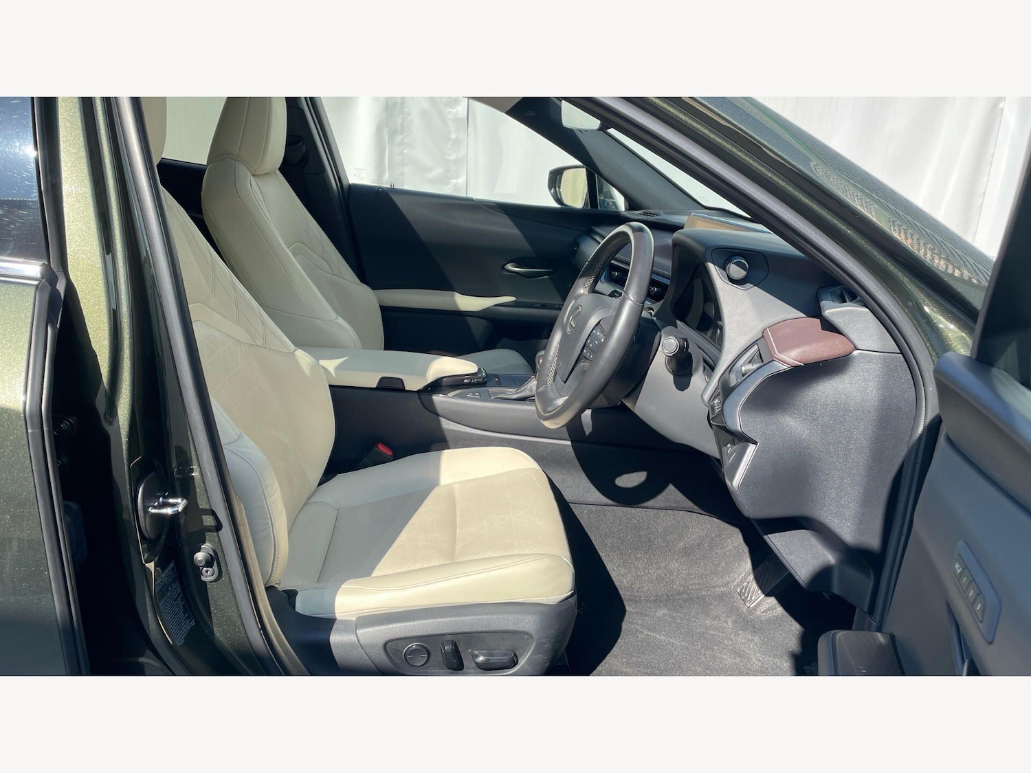 Used Lexus UX 2020 for sale - 77957574: Photo 15