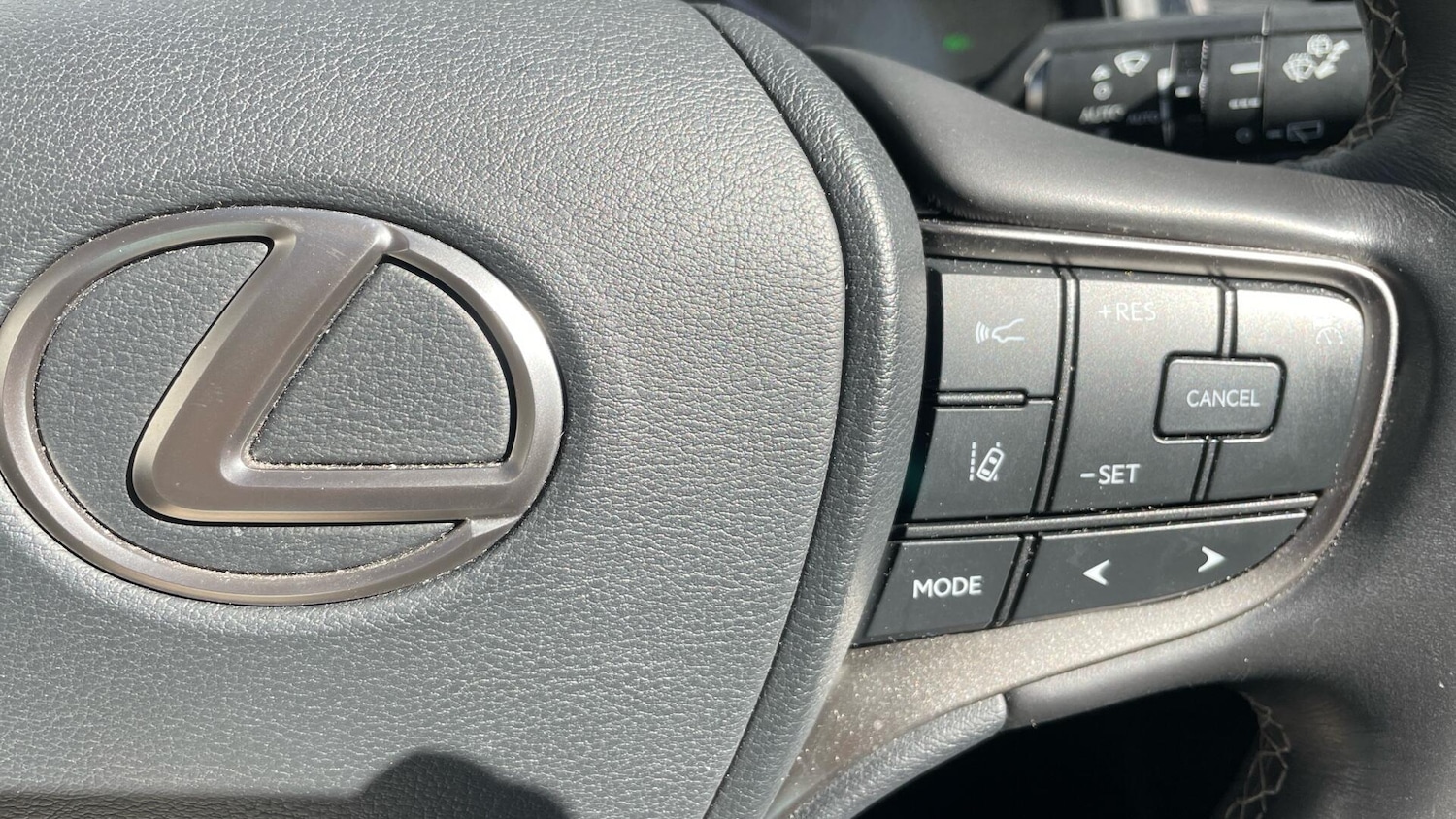 Used Lexus UX 2020 for sale - 77957574: Photo 35