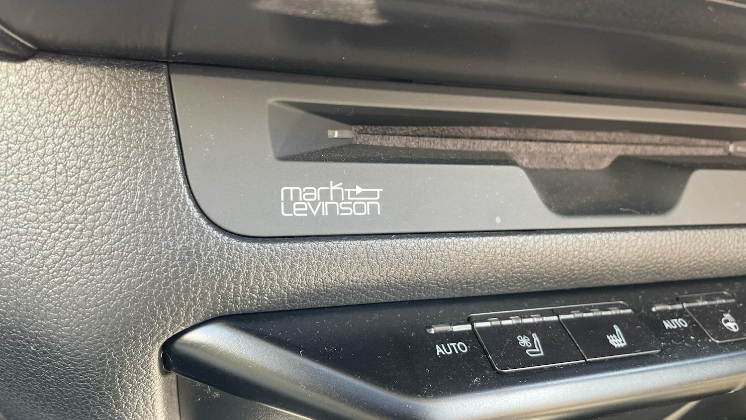 Used Lexus UX 2020 for sale - 77957574: Photo 38