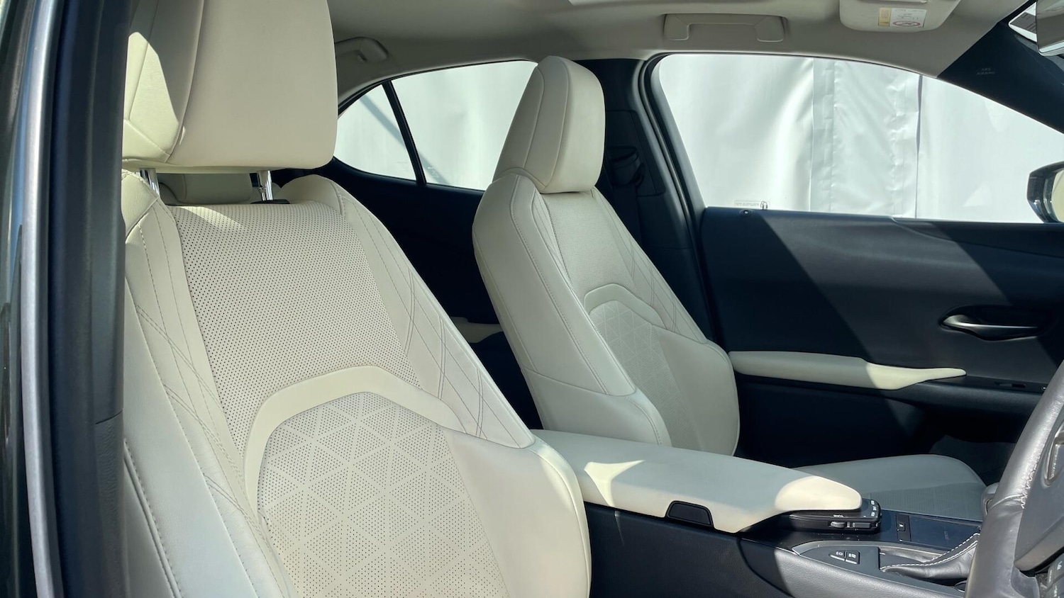 Used Lexus UX 2020 for sale - 77957574: Photo 50