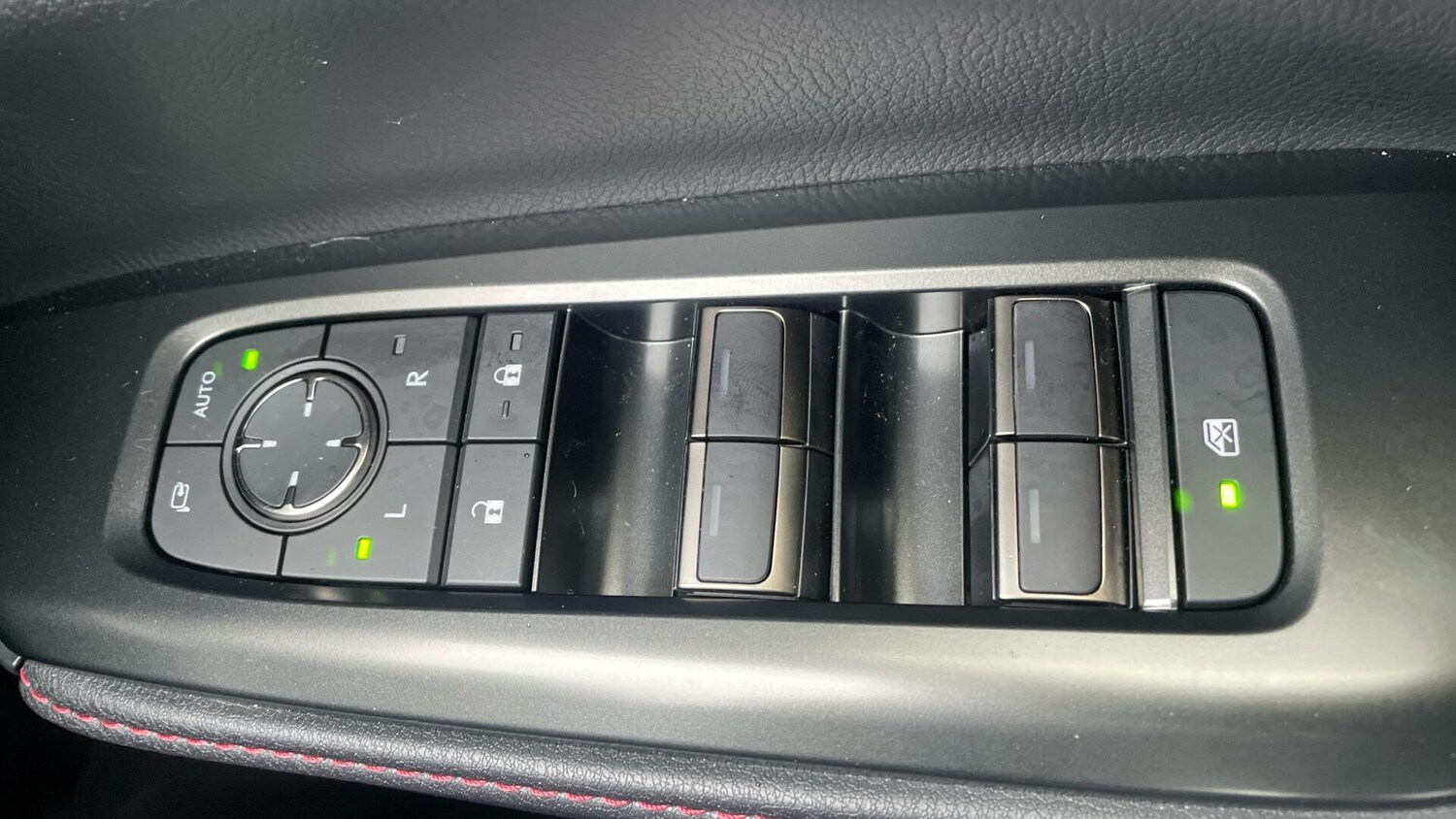 Used Lexus LBX 2024 for sale - 77130791: Photo 33