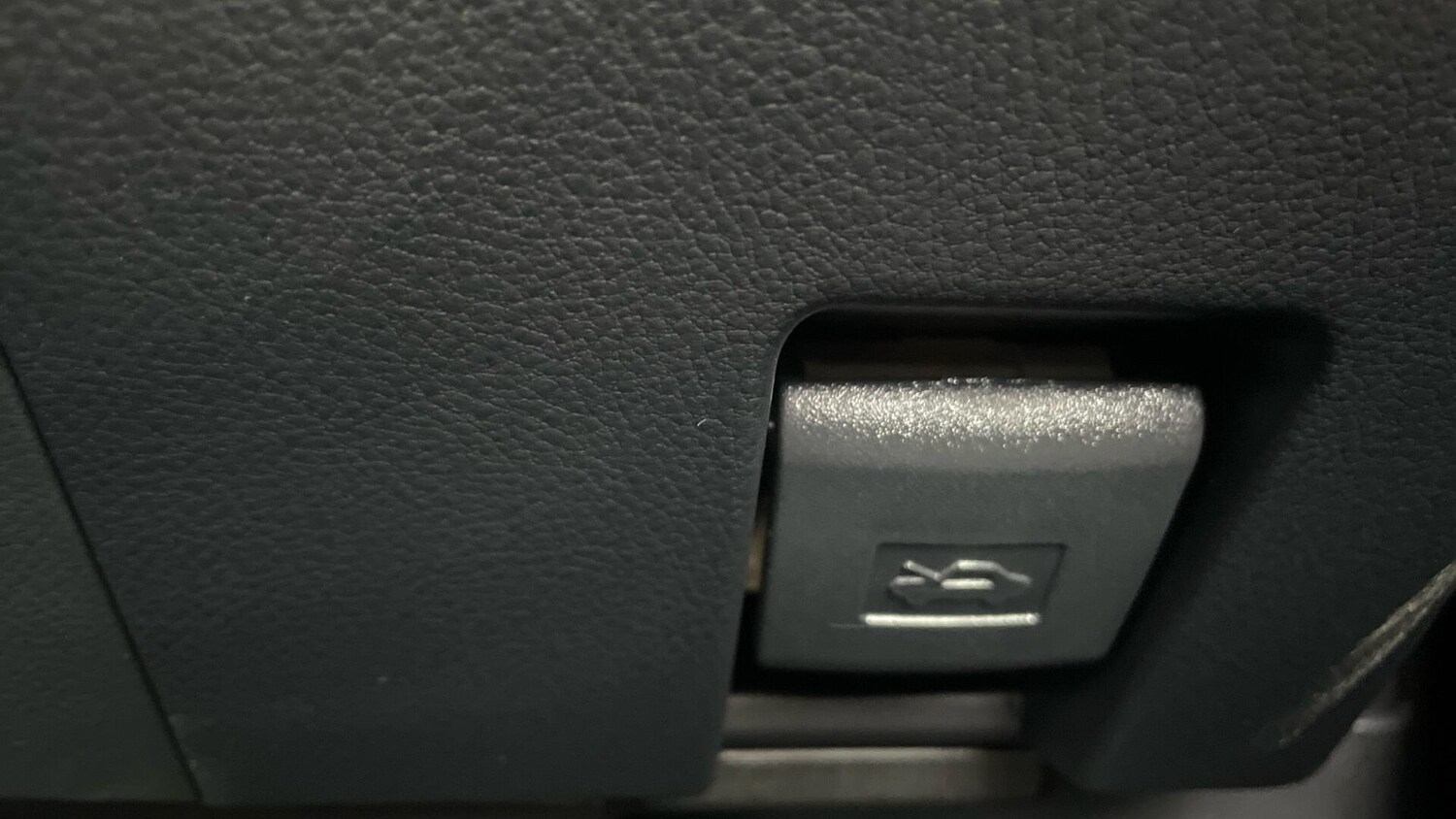 Used Lexus LBX 2024 for sale - 77130791: Photo 36