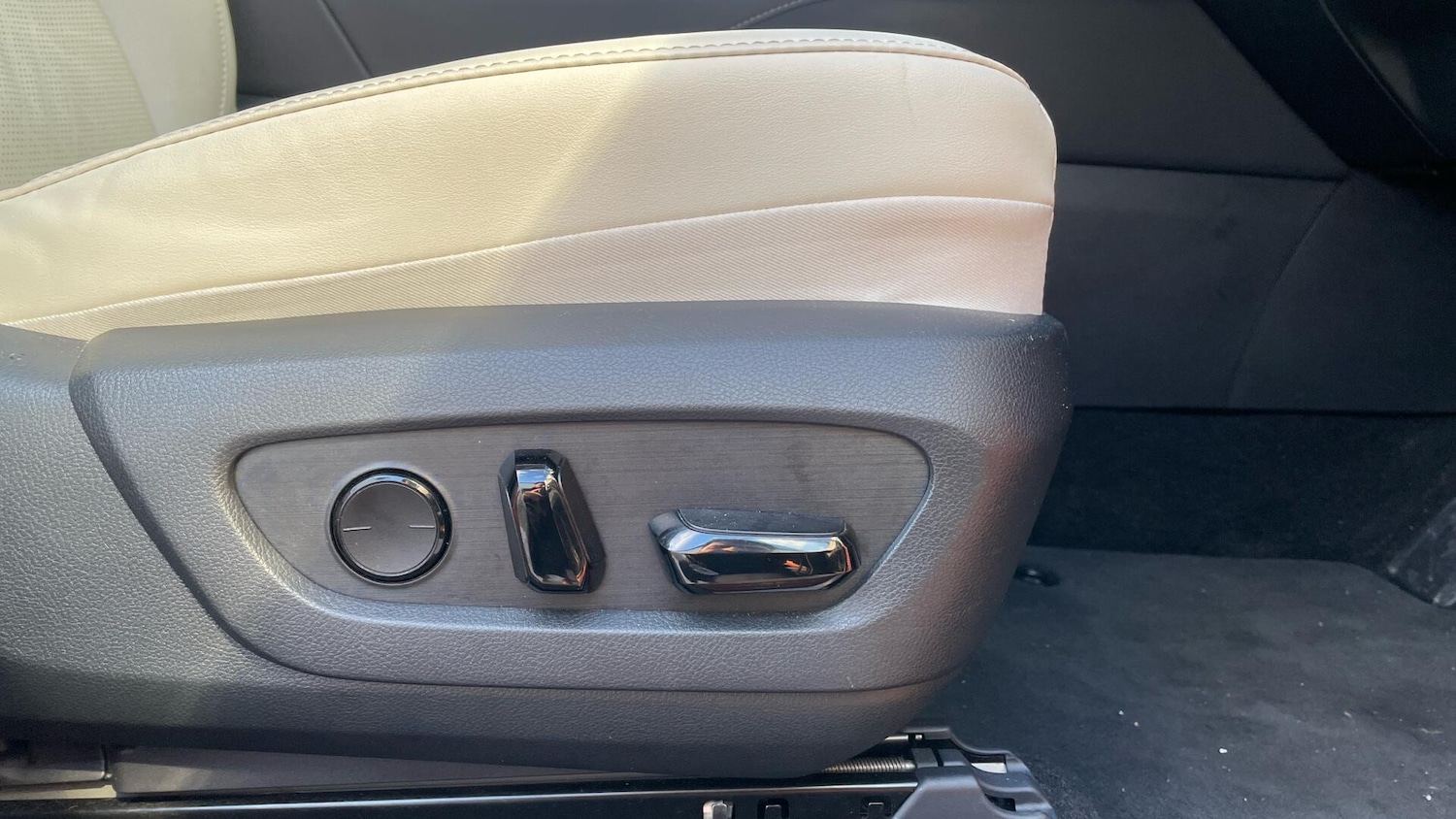 Used Lexus RX 2024 for sale - 77377607: Photo 33